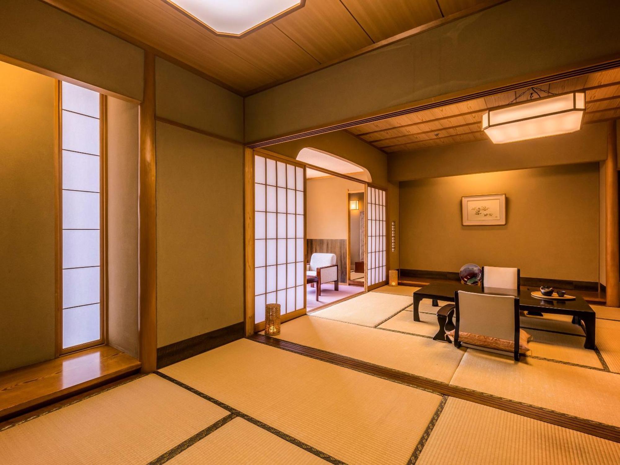 Misasa Ooedo Onsen Monogatari Premium Saiki Bekkan חדר תמונה