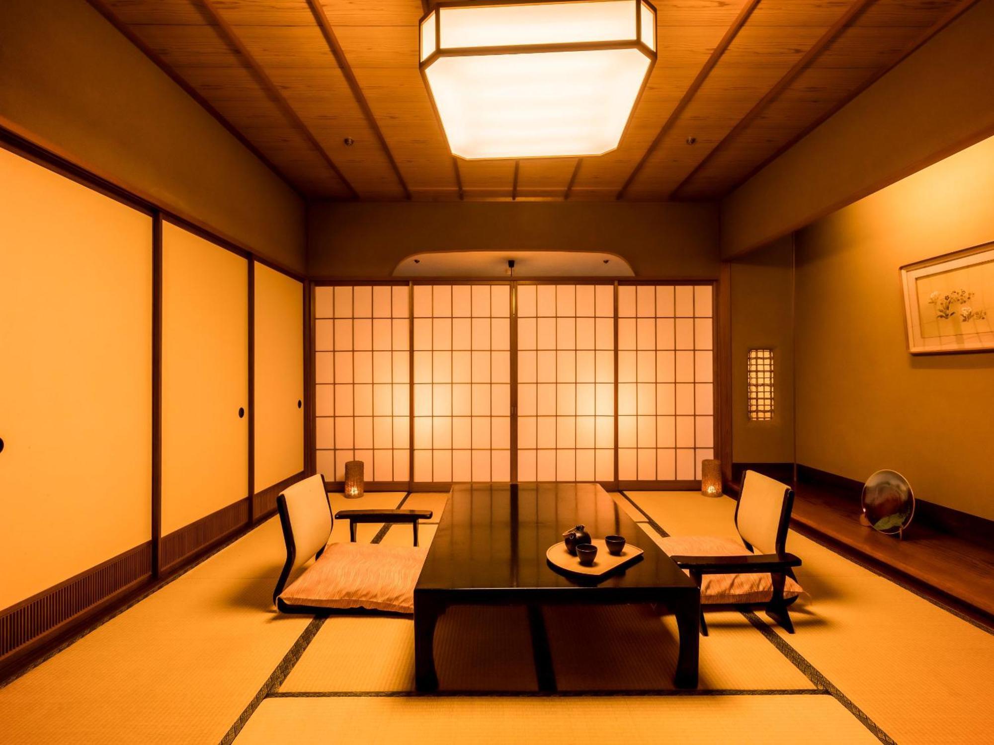 Misasa Ooedo Onsen Monogatari Premium Saiki Bekkan חדר תמונה