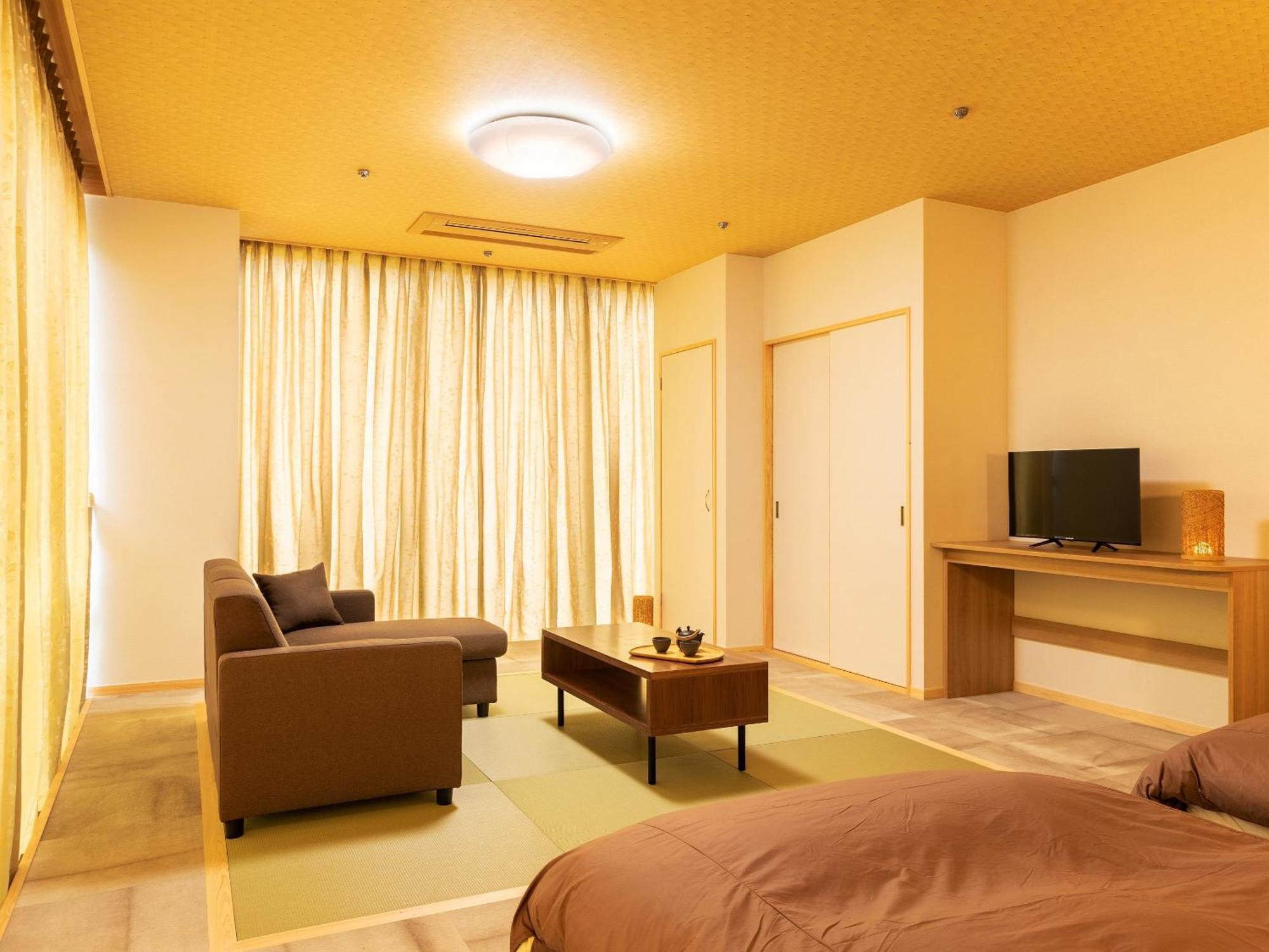 Misasa Ooedo Onsen Monogatari Premium Saiki Bekkan חדר תמונה