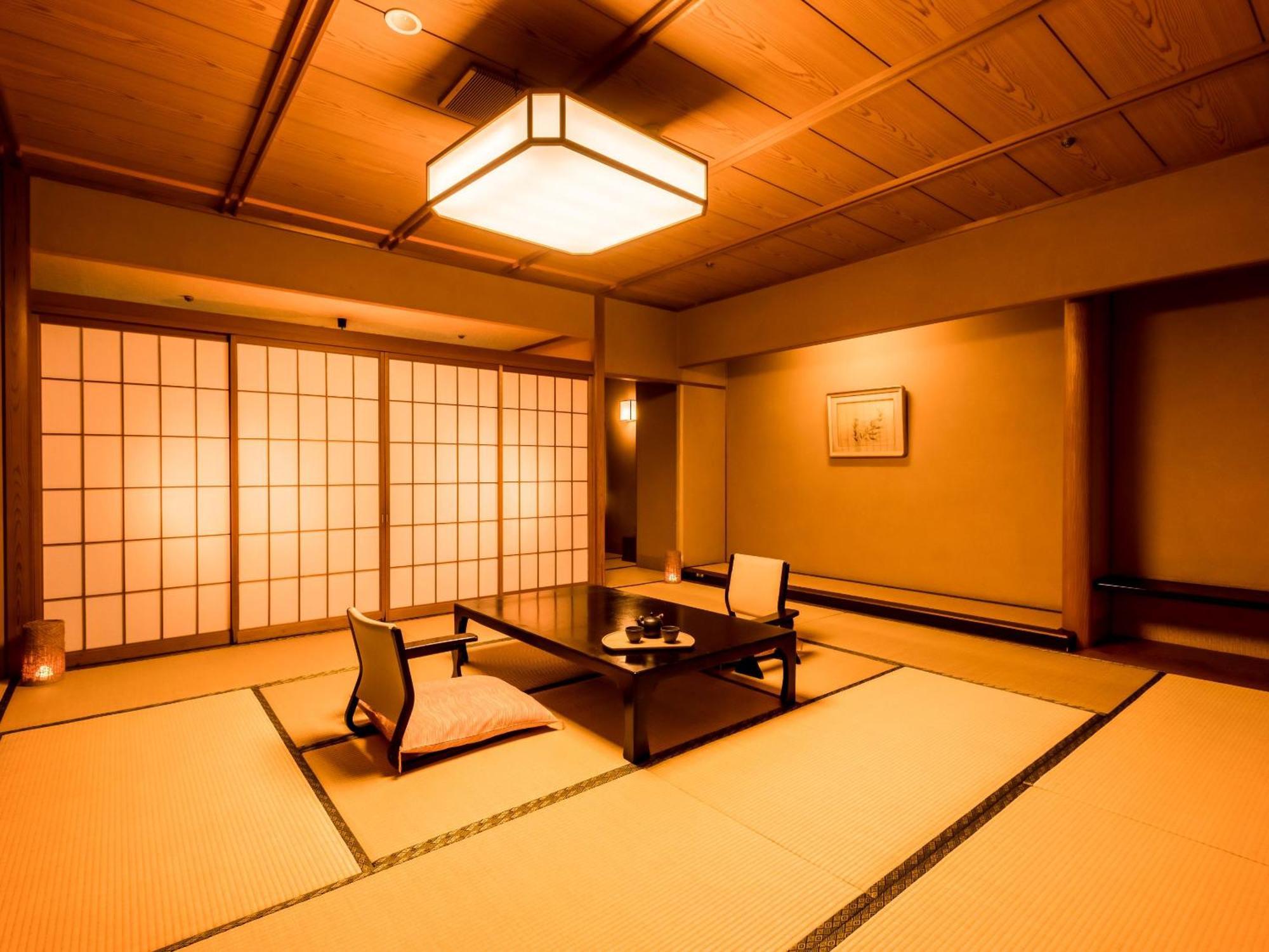 Misasa Ooedo Onsen Monogatari Premium Saiki Bekkan חדר תמונה