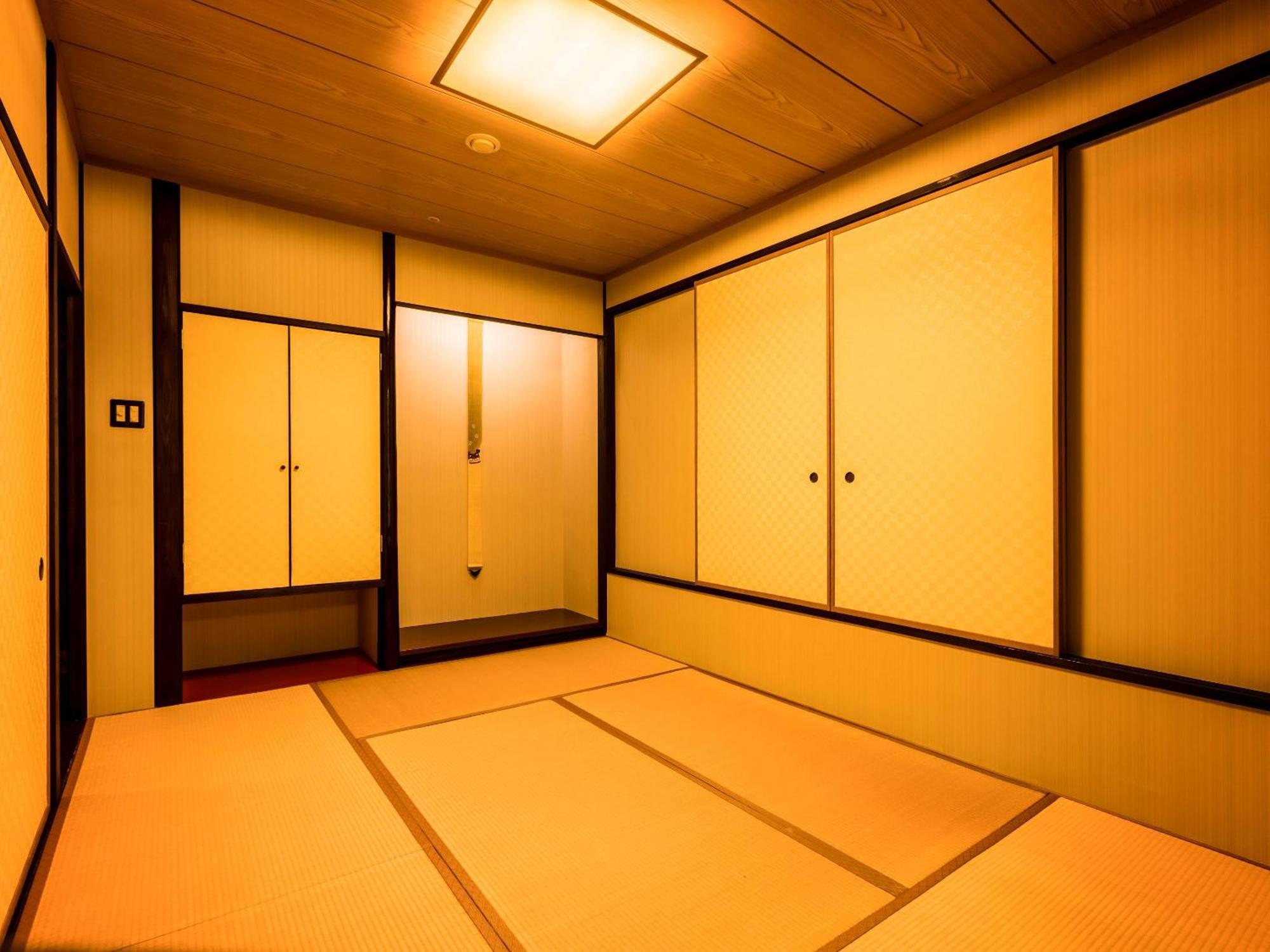 Misasa Ooedo Onsen Monogatari Premium Saiki Bekkan חדר תמונה